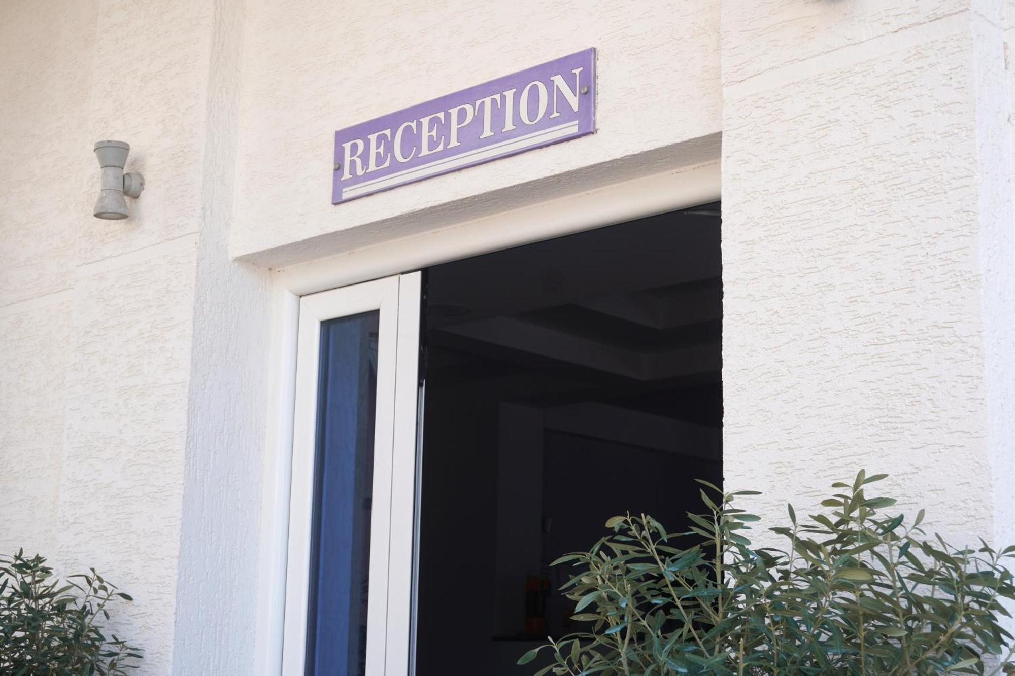 Hotel Agel Sarande Exterior photo