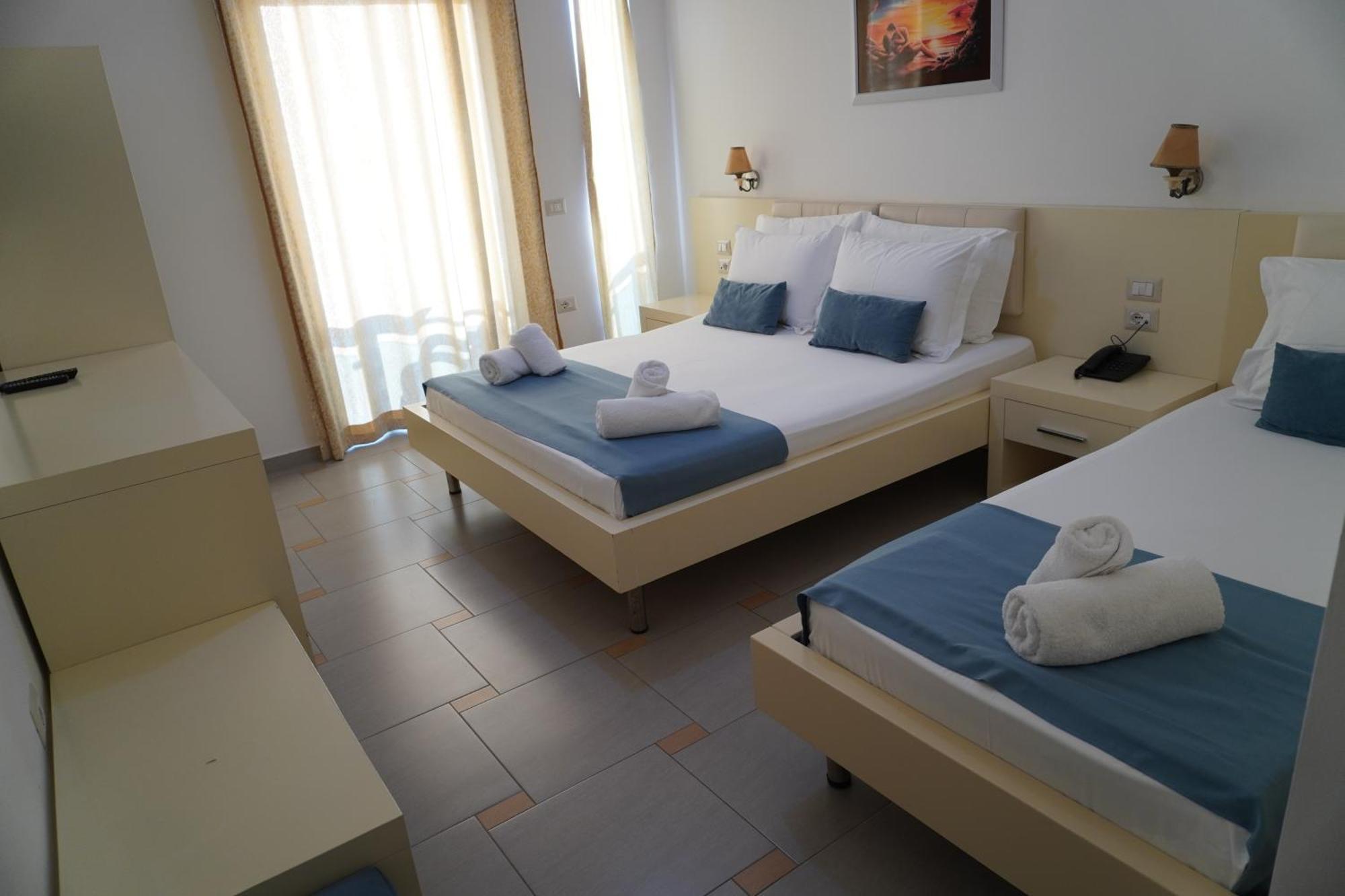 Hotel Agel Sarande Exterior photo