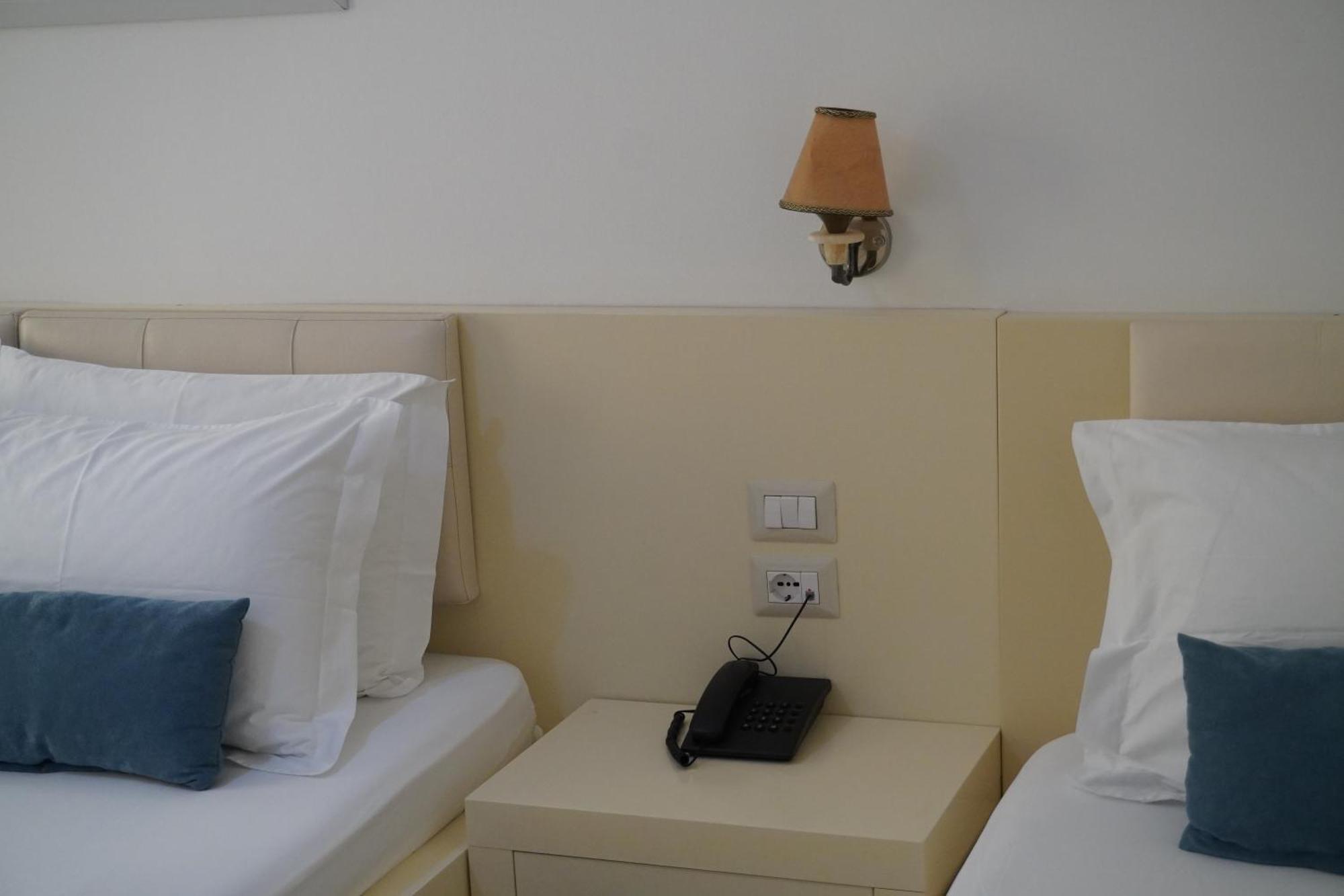 Hotel Agel Sarande Exterior photo